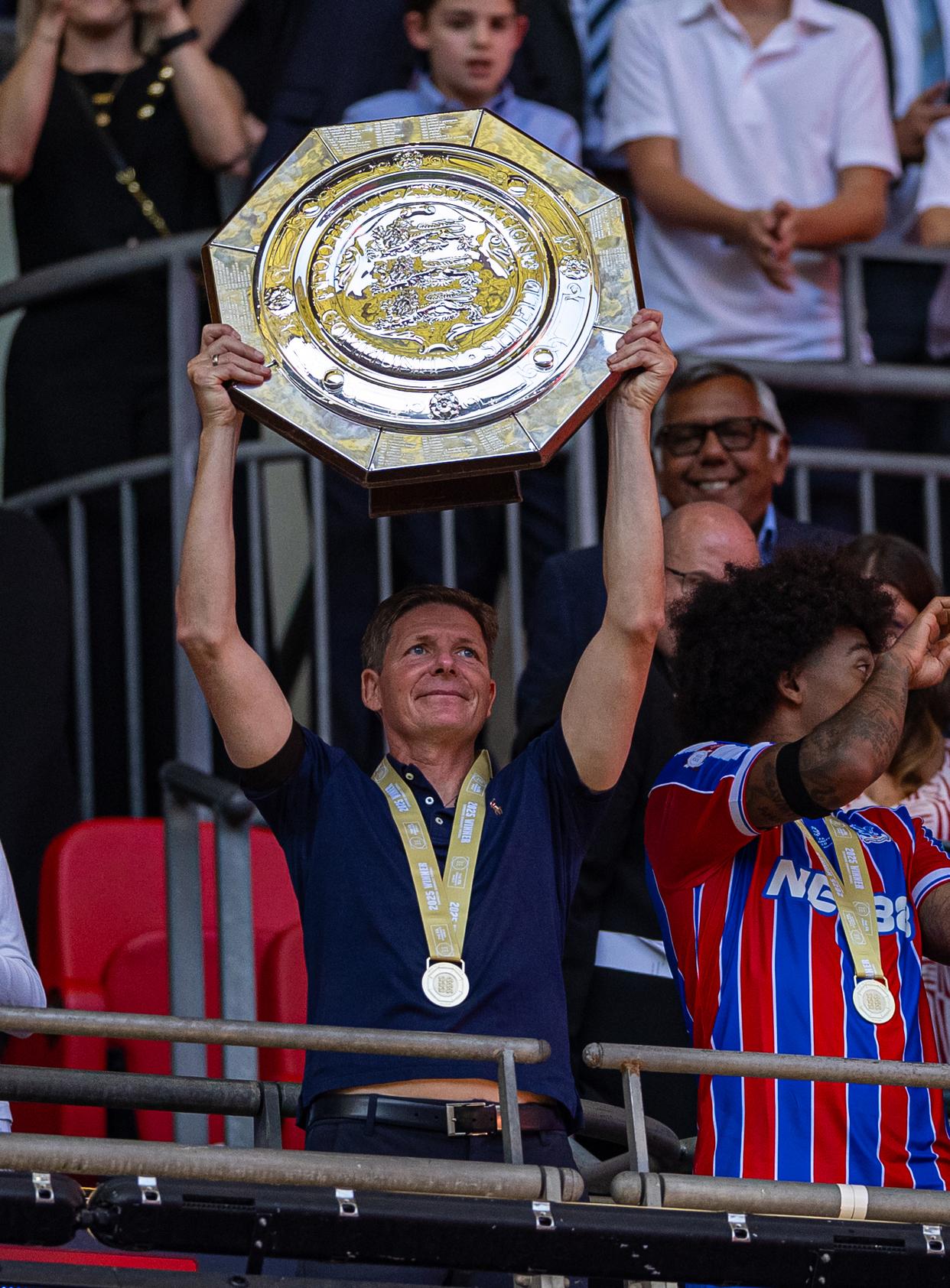 开云关于从本菲卡调整名单备战法甲到赛前拉齐奥备战社区盾，集结日罗马复出首秀——社区盾节点到来的信息